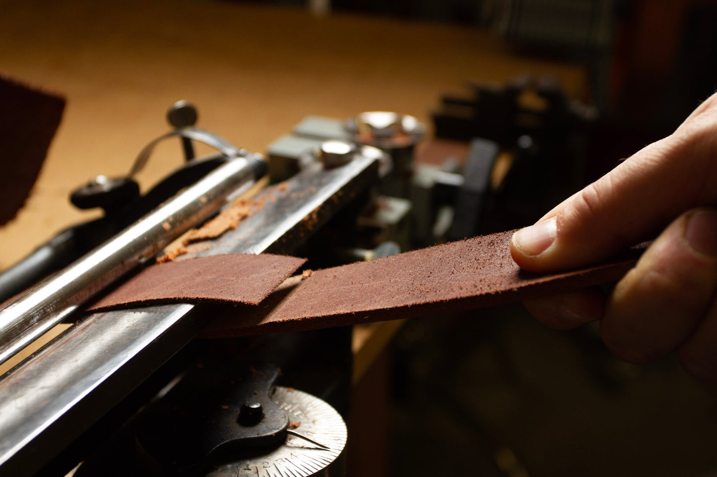 How to Thin Leather – Texas Saddlery