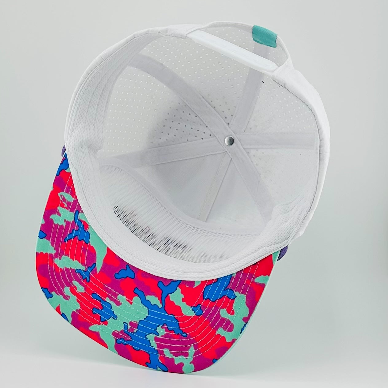 “PALM TREE LOGO” - 5-PANEL NYLON HAT