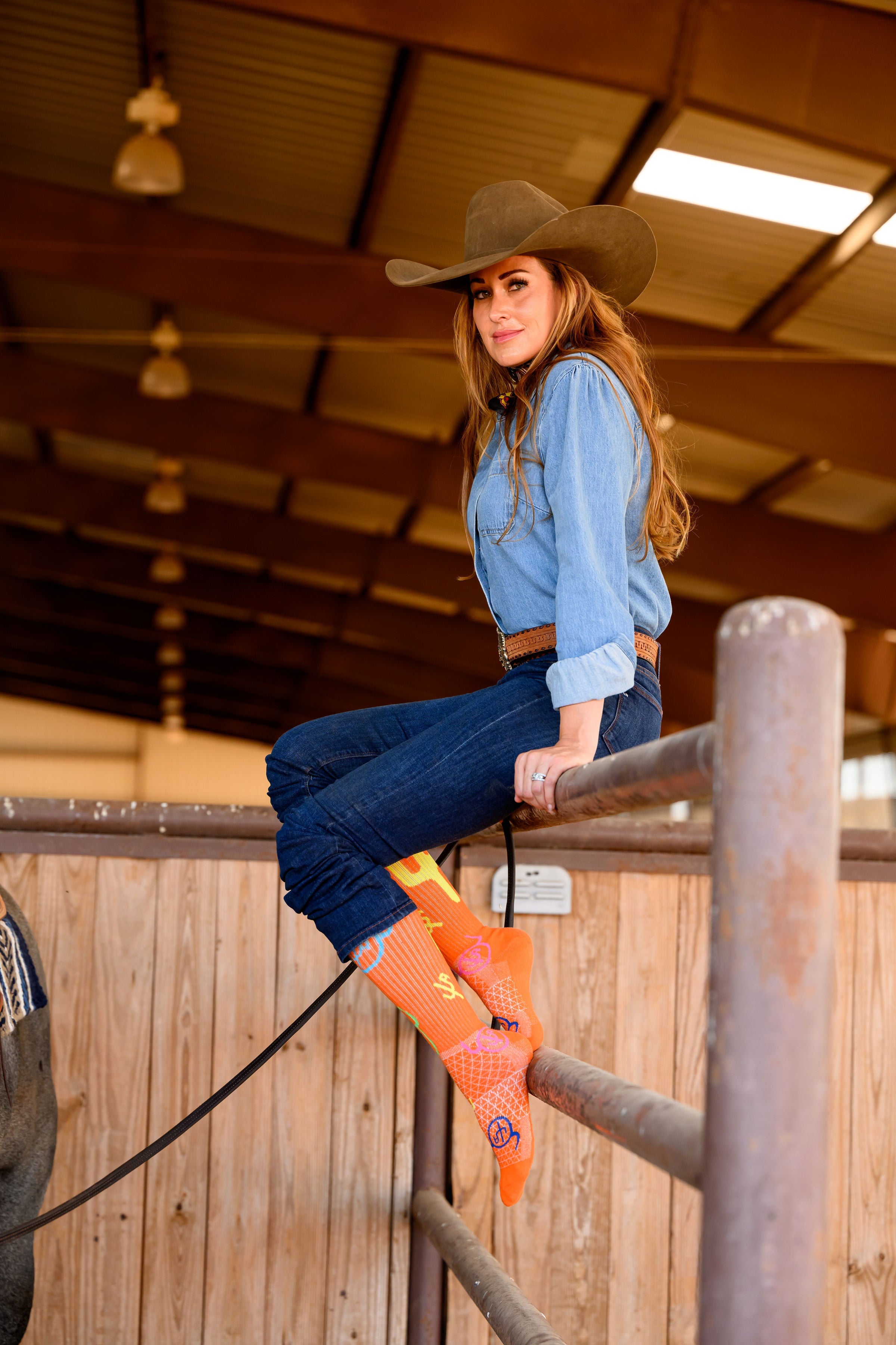Cactus Alley-Moo Cactus Orange Performance Socks