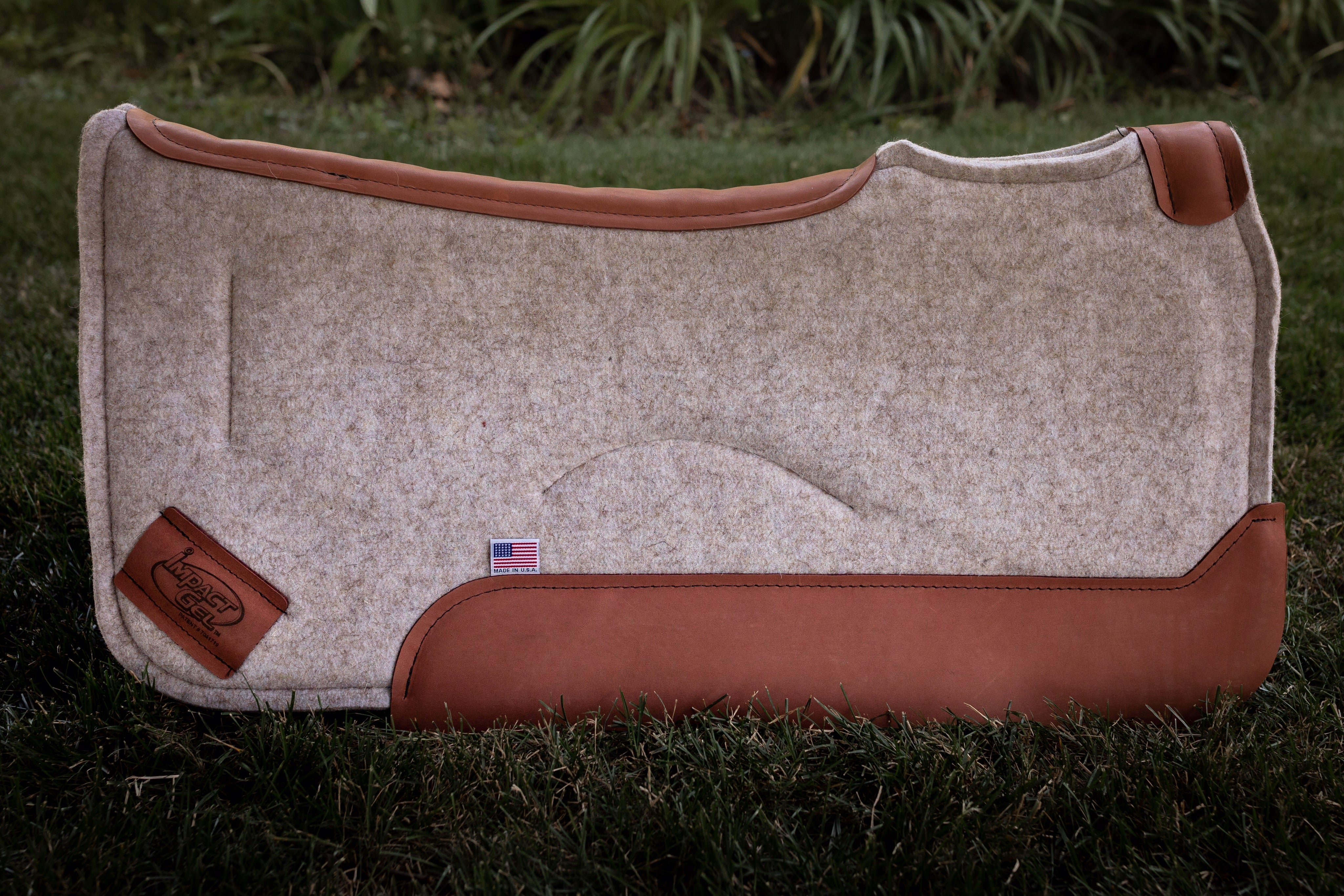 Contour Classic Saddle Pad- Tan with Red Dove Wear Leather