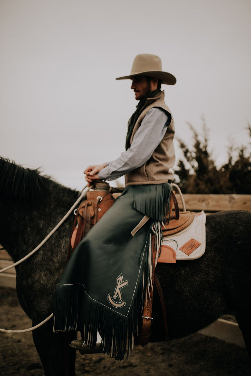 Contour Classic Saddle Pad- Tan with Red Dove Wear Leather