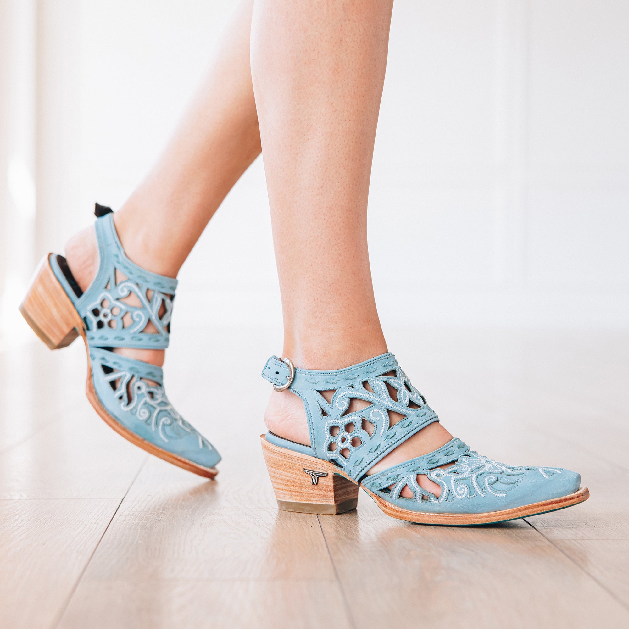 Robin Cut Out Slingback Mule - Powder Blue
