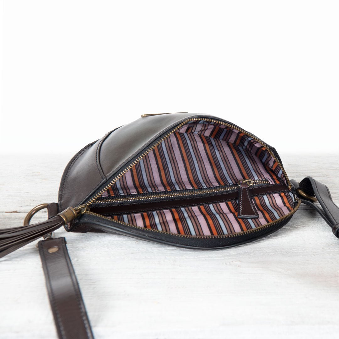 Sonoma Sling Bag in Deep Brown