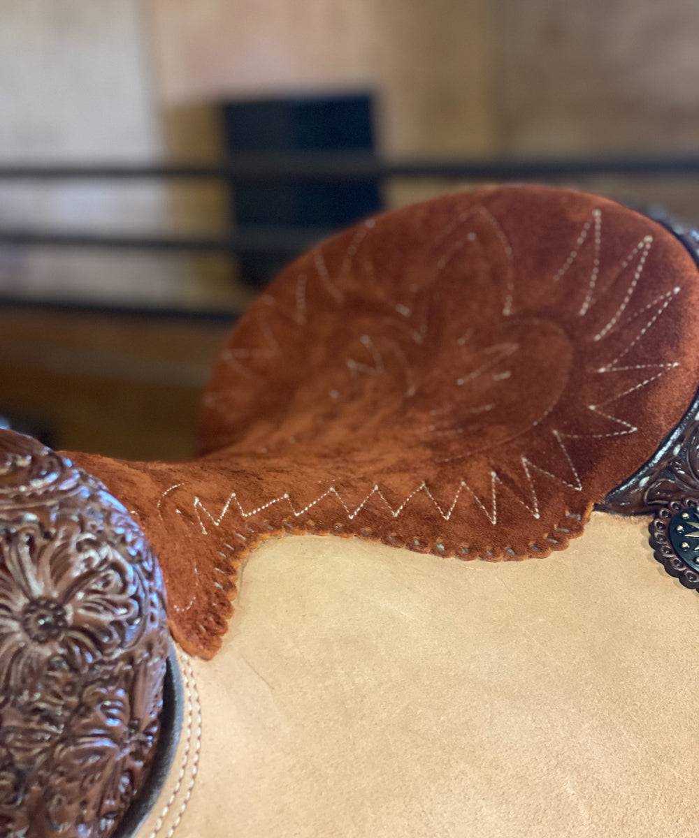 Chocolate Pro Series Saddle